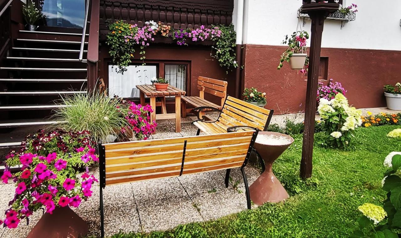 Haus Bergblick Fruehstueckspension Oberort Esterno foto