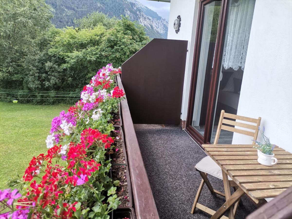 Haus Bergblick Fruehstueckspension Oberort Esterno foto